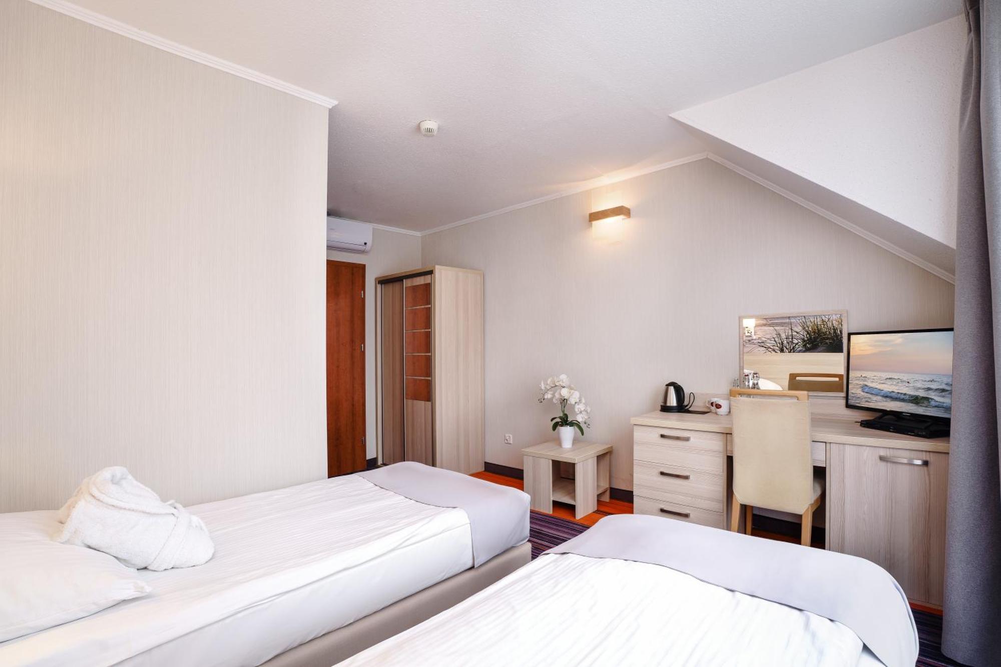 Hotel Spa Activia Jastrzębia Góra Esterno foto