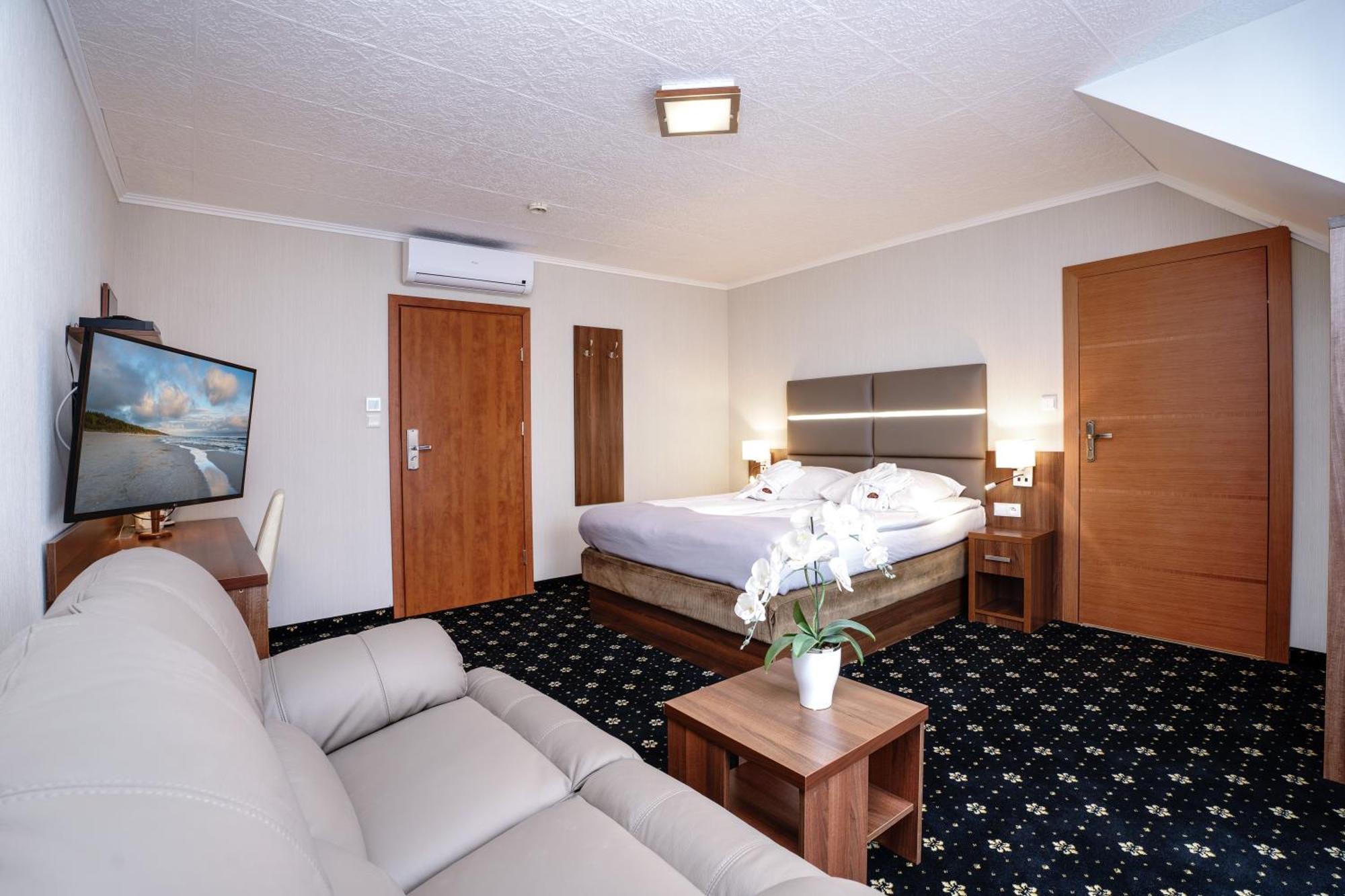 Hotel Spa Activia Jastrzębia Góra Esterno foto